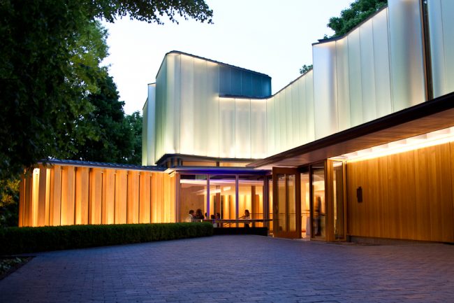 modern architecture photograph of integral house in Rosedale Toronto